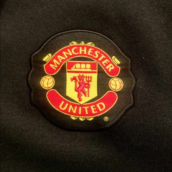 Nike Manchester United Zipup - Picture 3 of 7